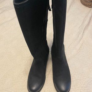 Teva Anaya Tall Waterproof Boots NWOT